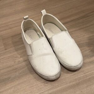 Women’s White Slip-On Flat and Loafers Sneakers Shoes Size 7